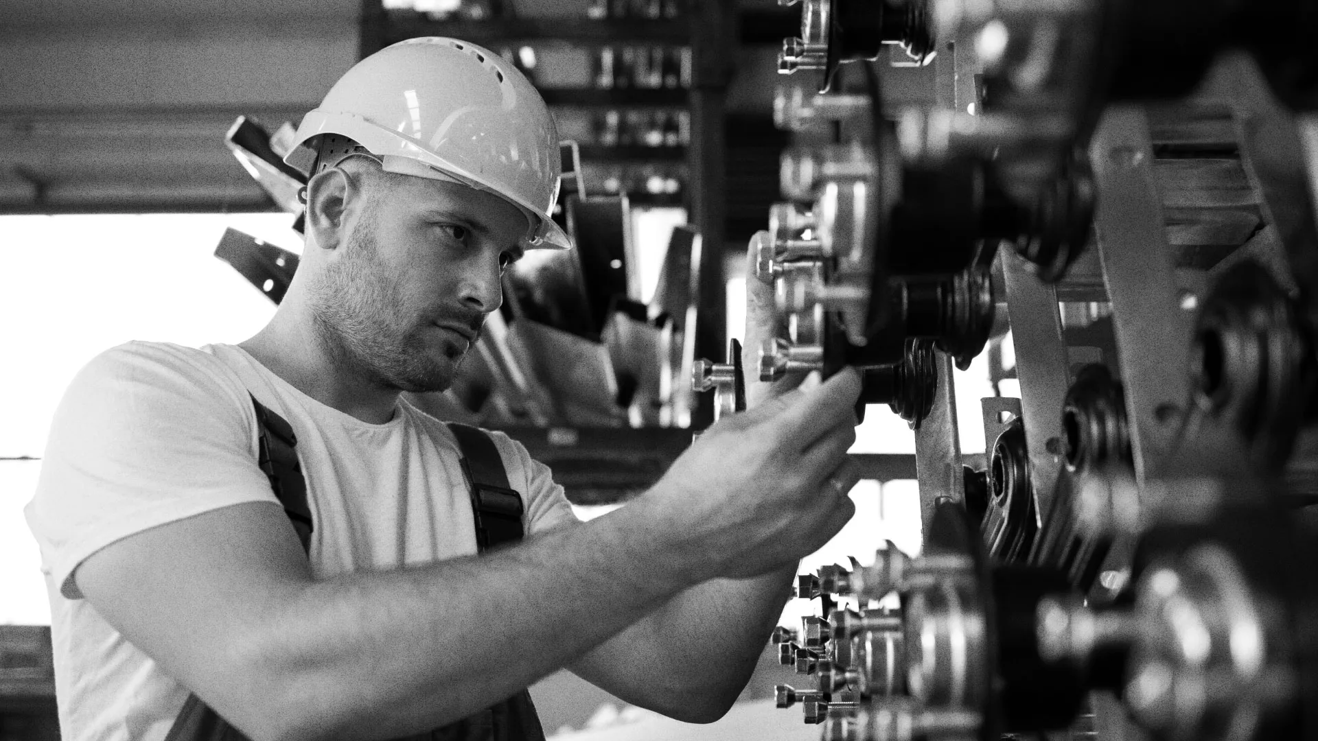 Разработка сайта для завода по продаже оборудования в Суровикино